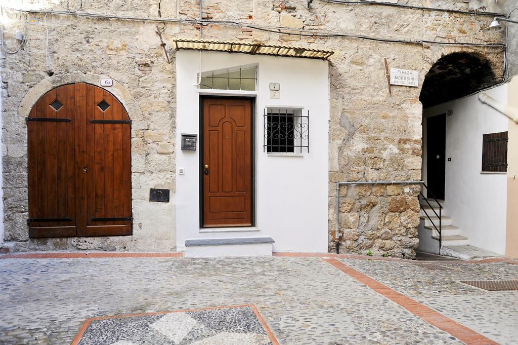 Medieval House 文蒂米利亚 外观 照片